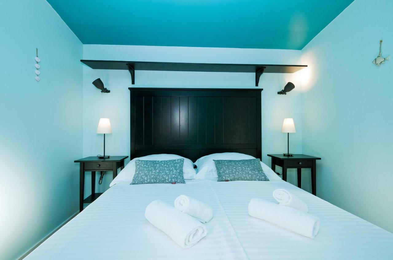 Camp San Antonio Hotel บีโอกราดนาโมรู ภายนอก รูปภาพ